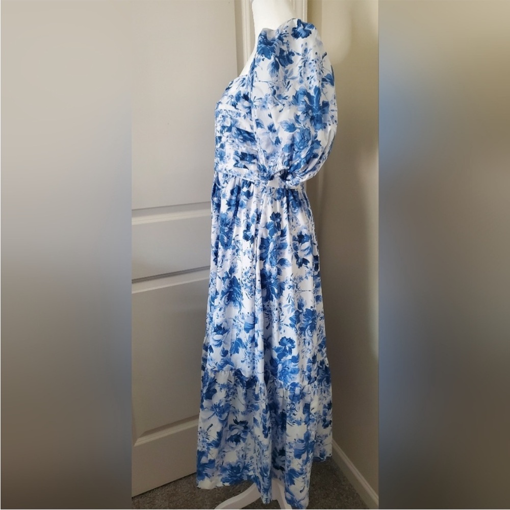 Abercrombie & Fitch Blue and White Floral Midi Dress - Picture 5 of 10